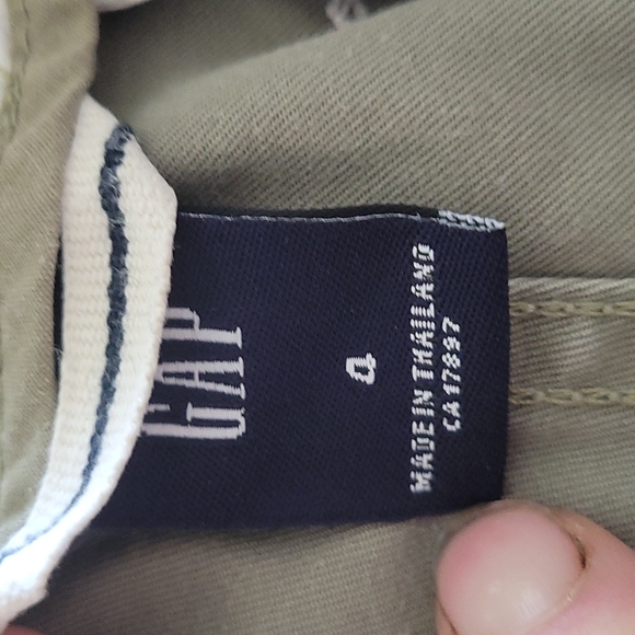 Shorts - Picture 4 of 5